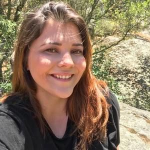 Meet your Posher, Yara